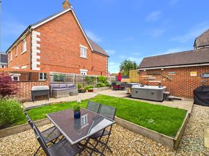 Garden - click for photo gallery